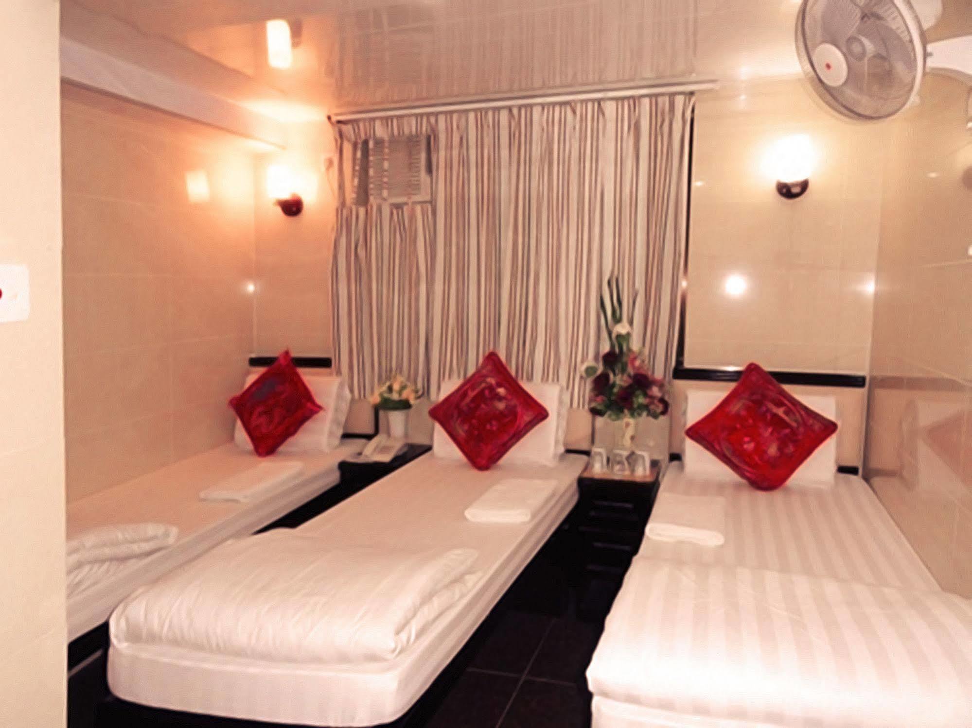 Dhillon Hotel -Guest House & Hostel Гонконг Екстер'єр фото